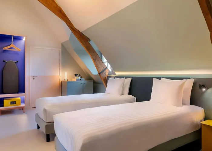 The Rebyl, Nijmegen, A Tribute Portfolio Nimega