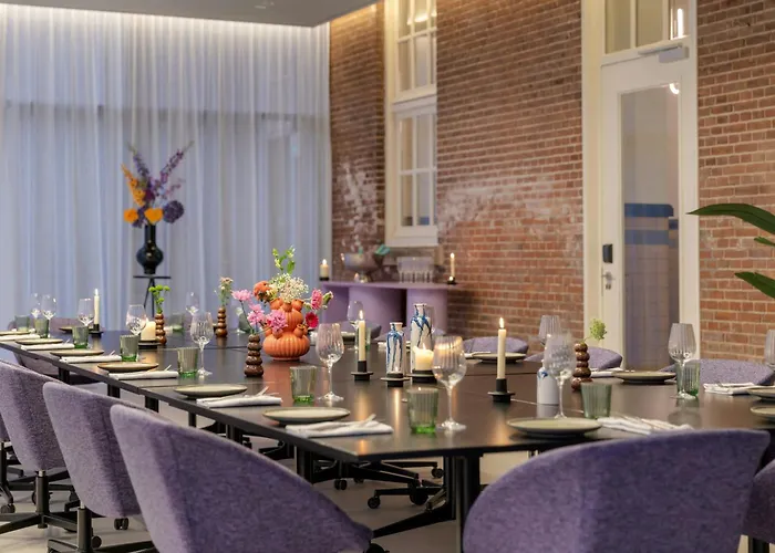 The Rebyl, Nijmegen, A Tribute Portfolio 4* ניימכן