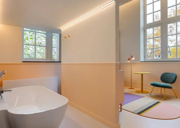 The Rebyl, Nijmegen, A Tribute Portfolio 4* 네이메헨